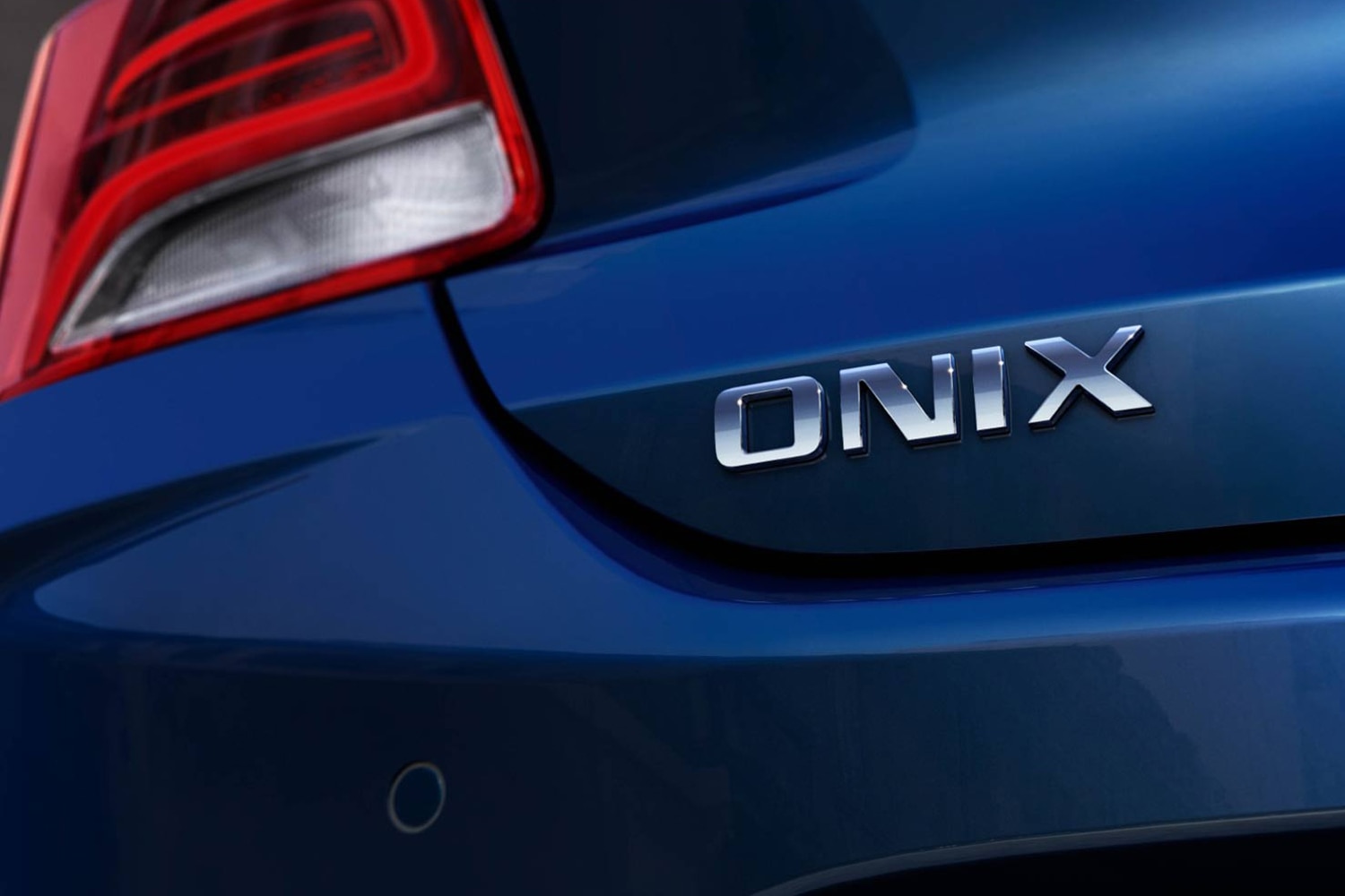 Lanterna traseira em LED Chevrolet Onix